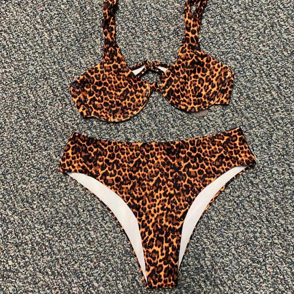 size medium bathing suit. brand new